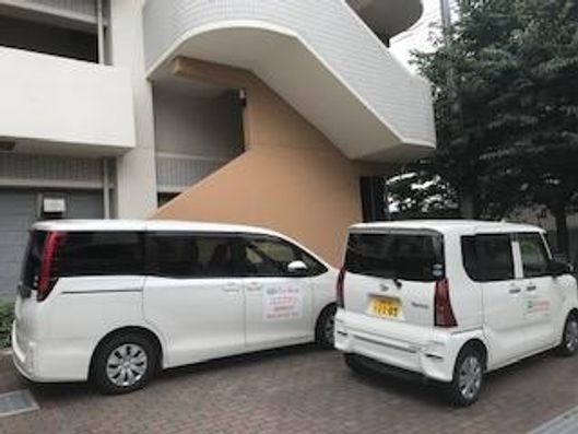 シャトルバス