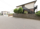 静かな住宅街にある施設外観
