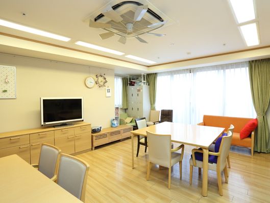 ゆったりと寛げる共有スペース