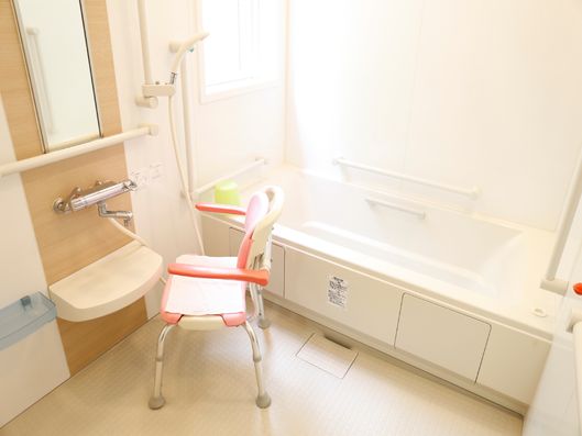 清潔感のある浴室