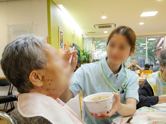 食事介助