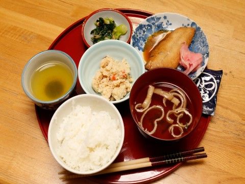 「グループホーム天神あやめ」お食事。栄養満点のお食事を皆さんにご提供させていただきます。