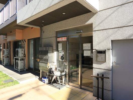 明るいエントランス