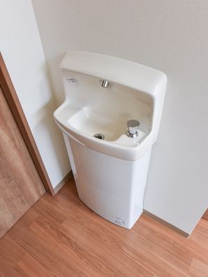 手洗いキャビネット