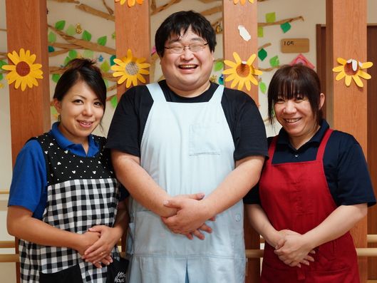 スタッフ