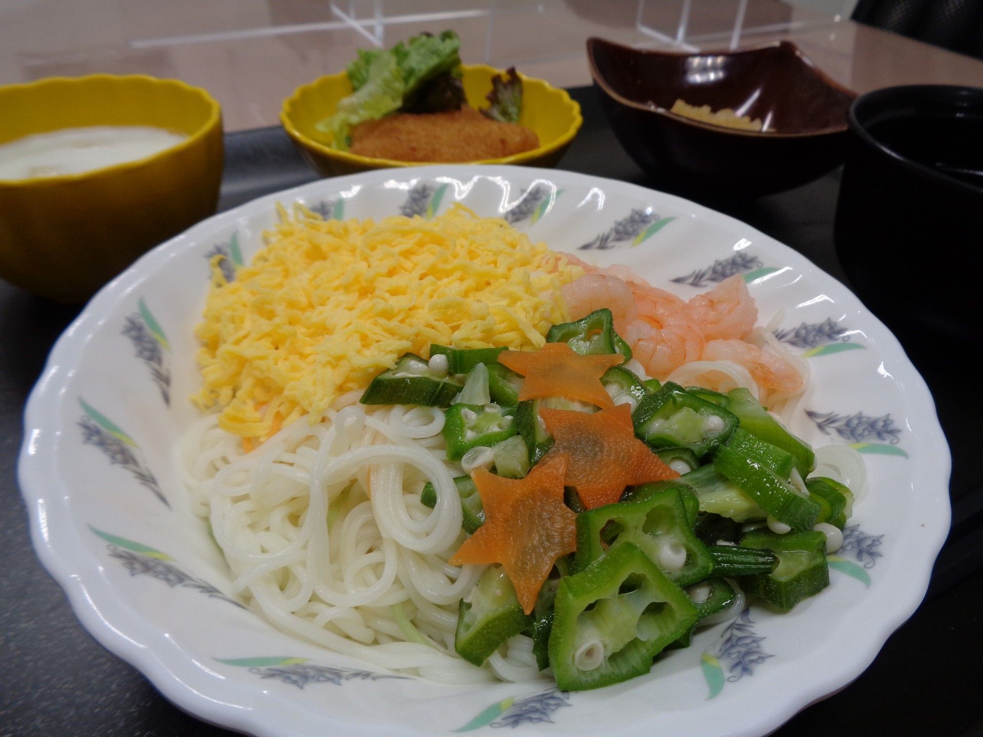栄養バランスの取れた食事内容