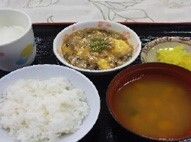 ごはんと味噌汁がセットになったメニュー