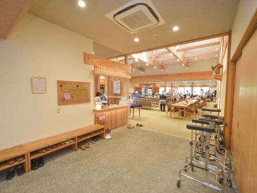 エントランスホール