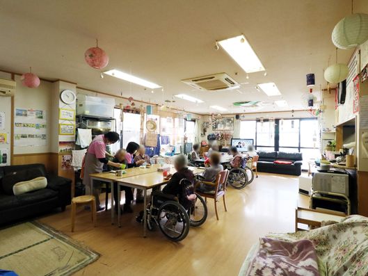 リビングダイニング