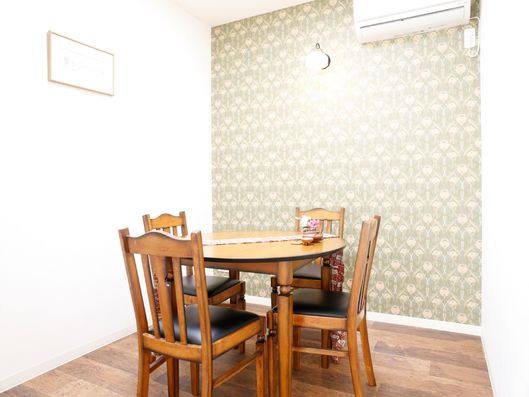 落ち着いた談話室