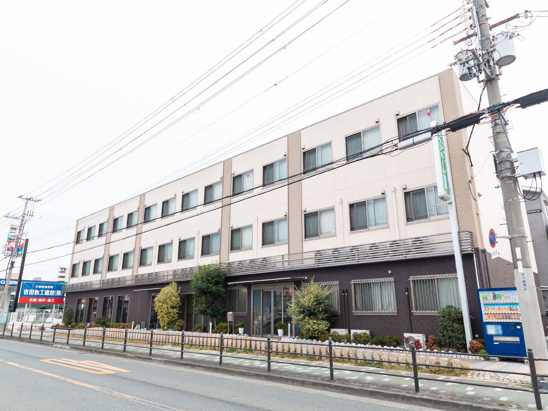 トイレや洗面台が設置された居室