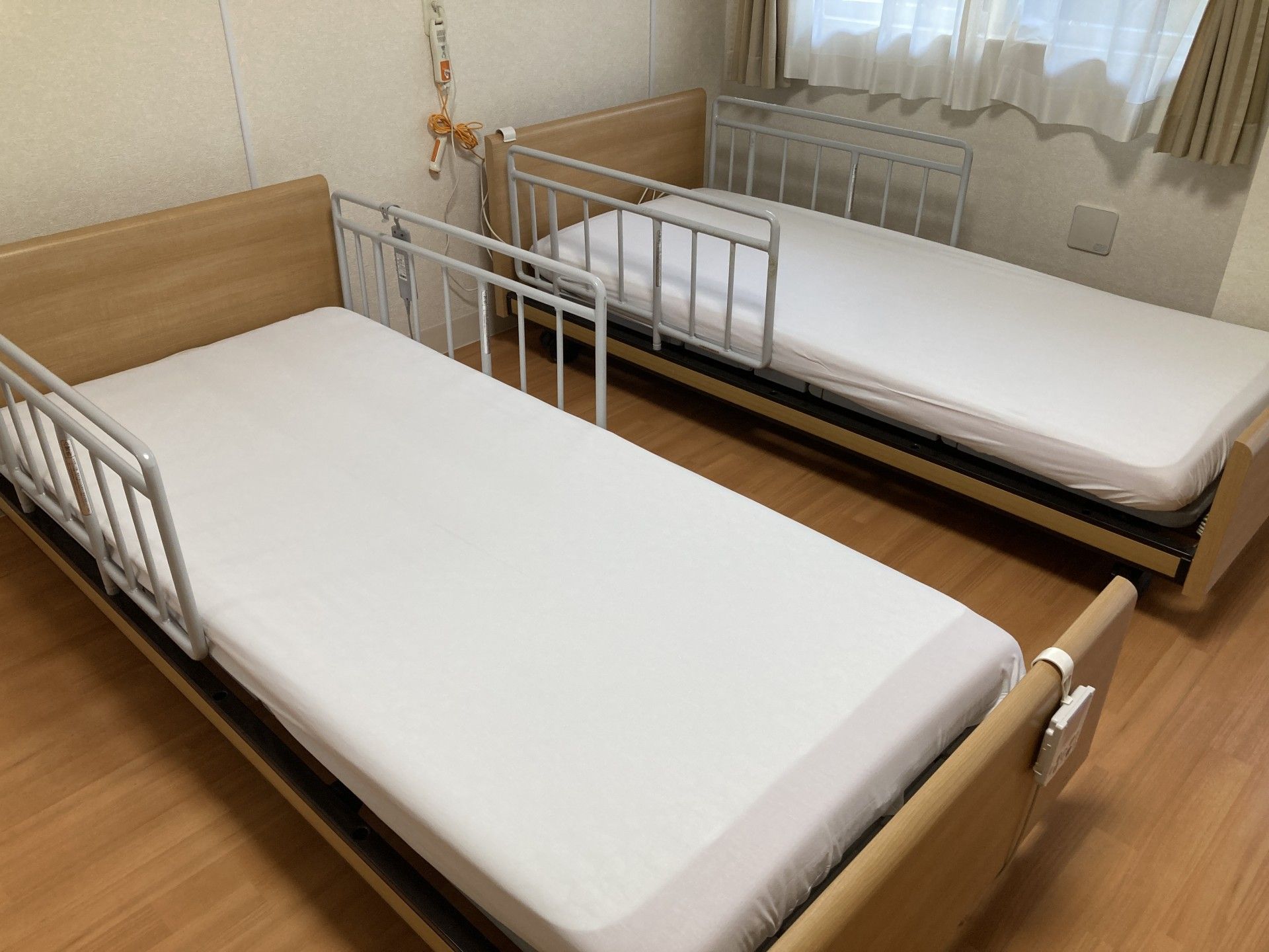 シンプルな二人部屋