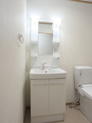 トイレと洗面台