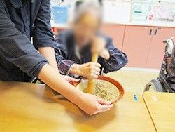 楽しい共同作業の様子