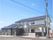施設は２階建ての建物である。訪問介護とデイサービスを併設しており、入居者様は手厚い介護を受けることができる。
