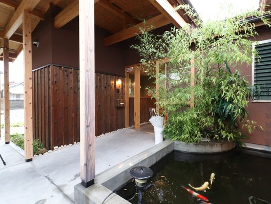 エントランス外2