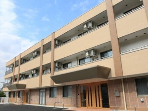 「未来倶楽部 宮前」の外観。バリアフリー構造。