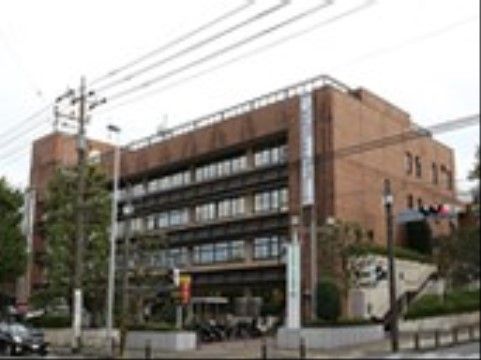 「未来倶楽部 宮前」の周辺環境。宮前区役所がある。
