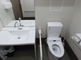 介護施設のトイレと洗面所