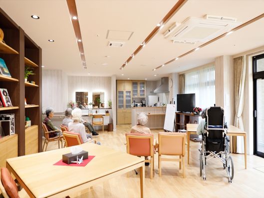 レストラン・ラウンジ