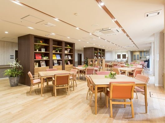 レストラン・ラウンジ