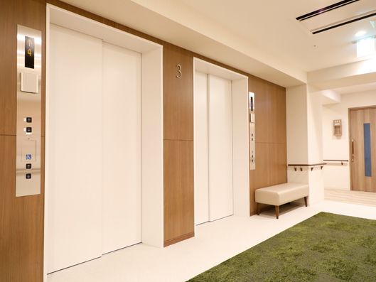 階エレベーターホール