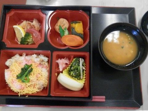 「ケアホーム偕楽園」のお食事。四季折々で出るお食事が違う。