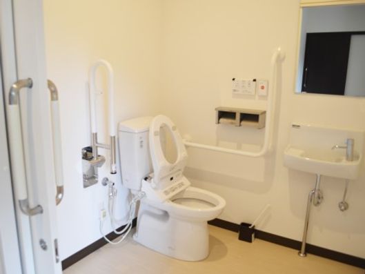 共有トイレ