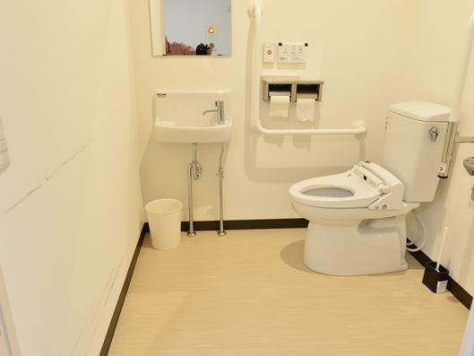 ゆったりとしたトイレ