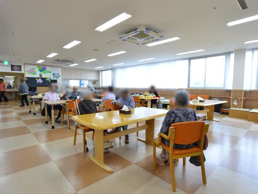 施設内食堂