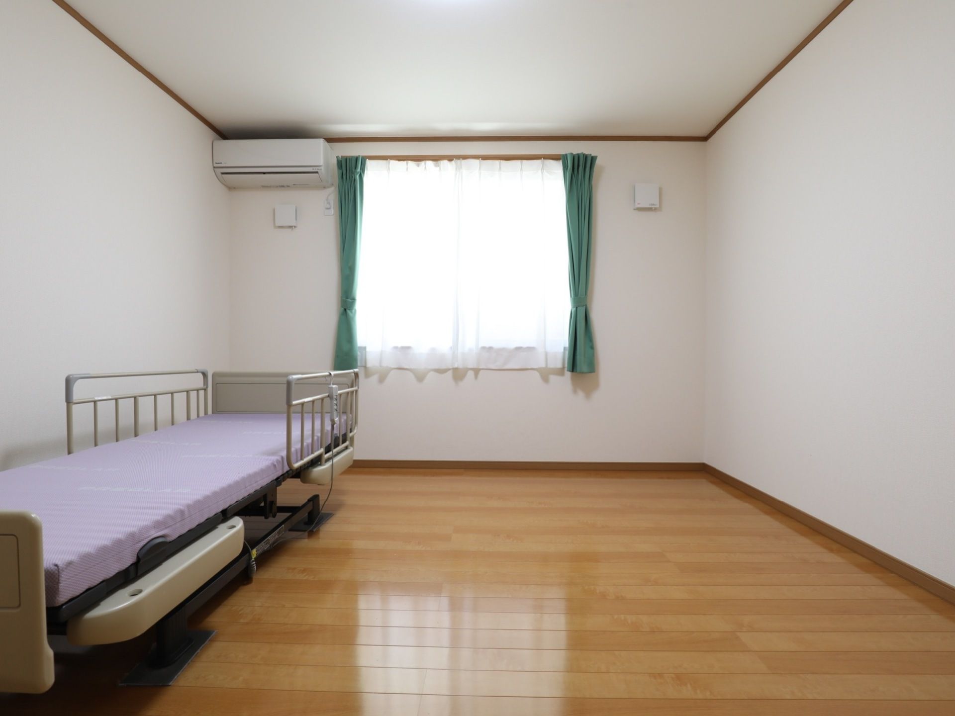 介護ベッドが設置されている居室
