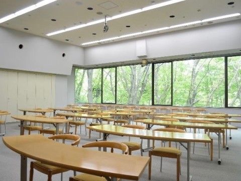 入居者様が自由に参加できるレクリエーションを多数用意している。楽しいだけでなく、リハビリなどにもご利用いただいている。