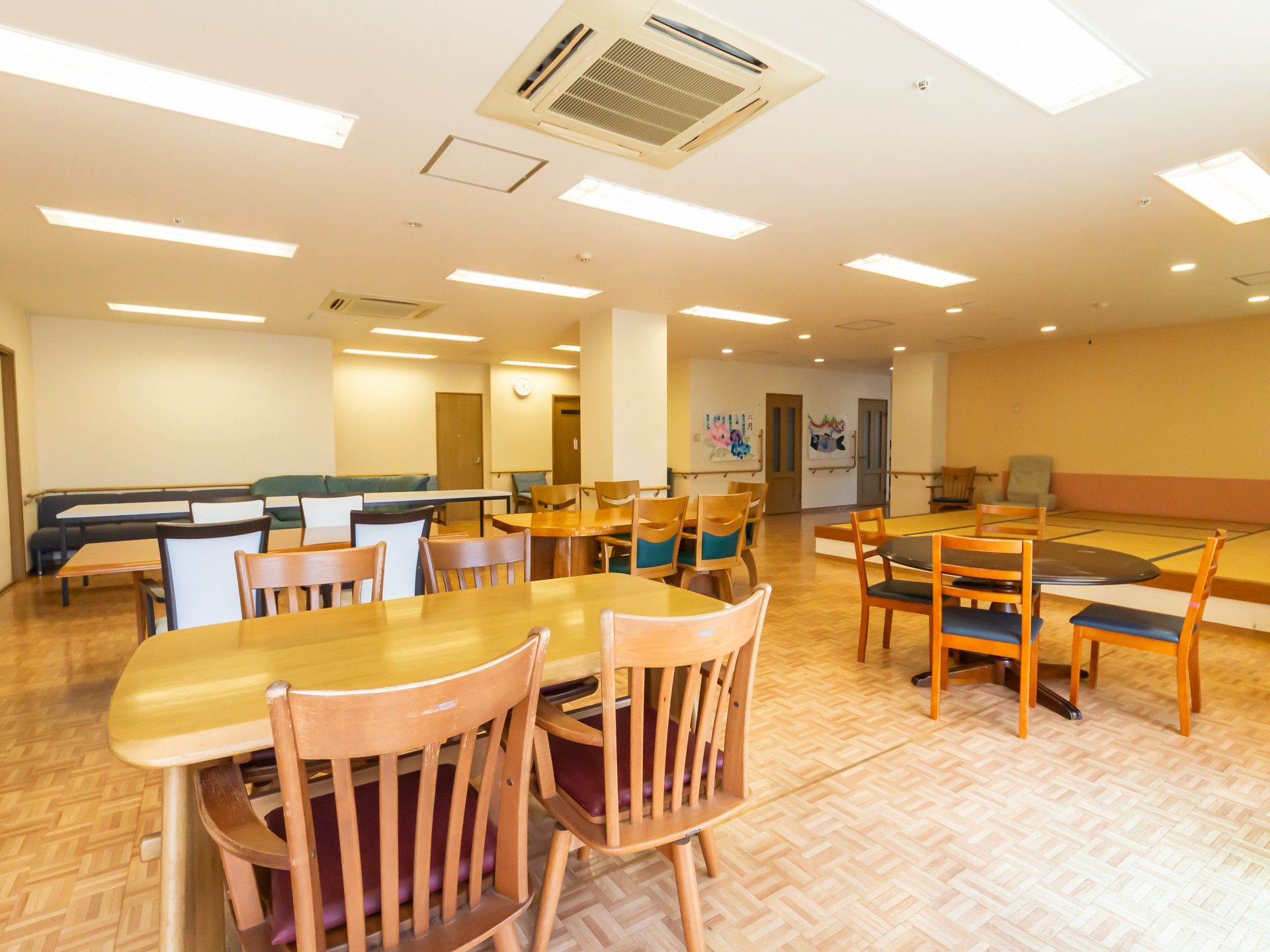 明るい共有スペース