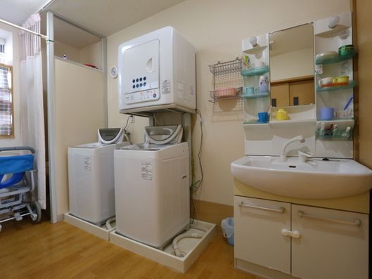 ランドリー室