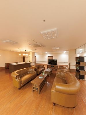 ラウンジコーナー