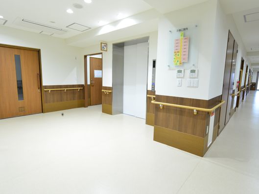 3階エレベーター