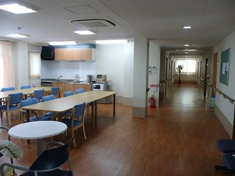 「ジ・アール（慈亜留）北木の本」リビング