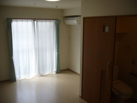 「ジ・アール（慈亜留）中田」居室