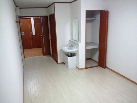 「ジ・アール（慈亜留）中田2号館」看護士のイメージ写真