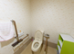 ゆったりした空間のトイレ設備