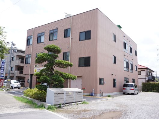 施設建物外観２