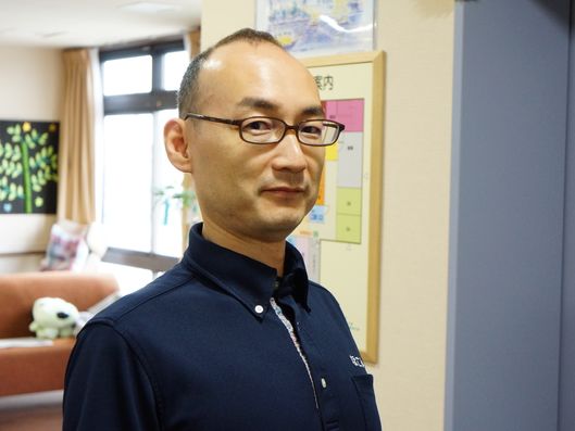 スタッフ顔写真