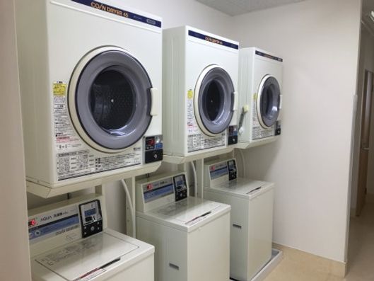 コインランドリー
