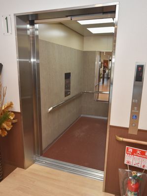 エレベーター