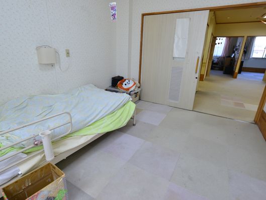 居室のドア