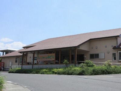 一見すると介護施設のように見えないオシャレな外観となっている。地域や人との繋がりを大事にした暮らしを大切にしている。