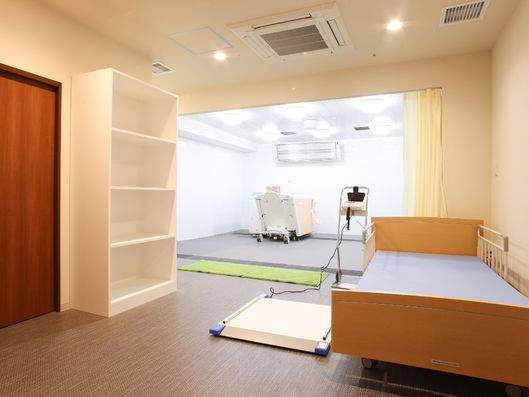 機械浴などができる部屋