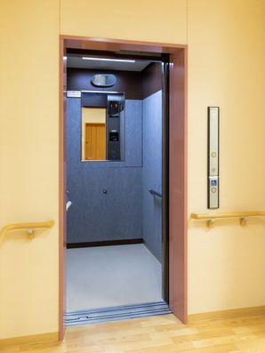 エレベータ―