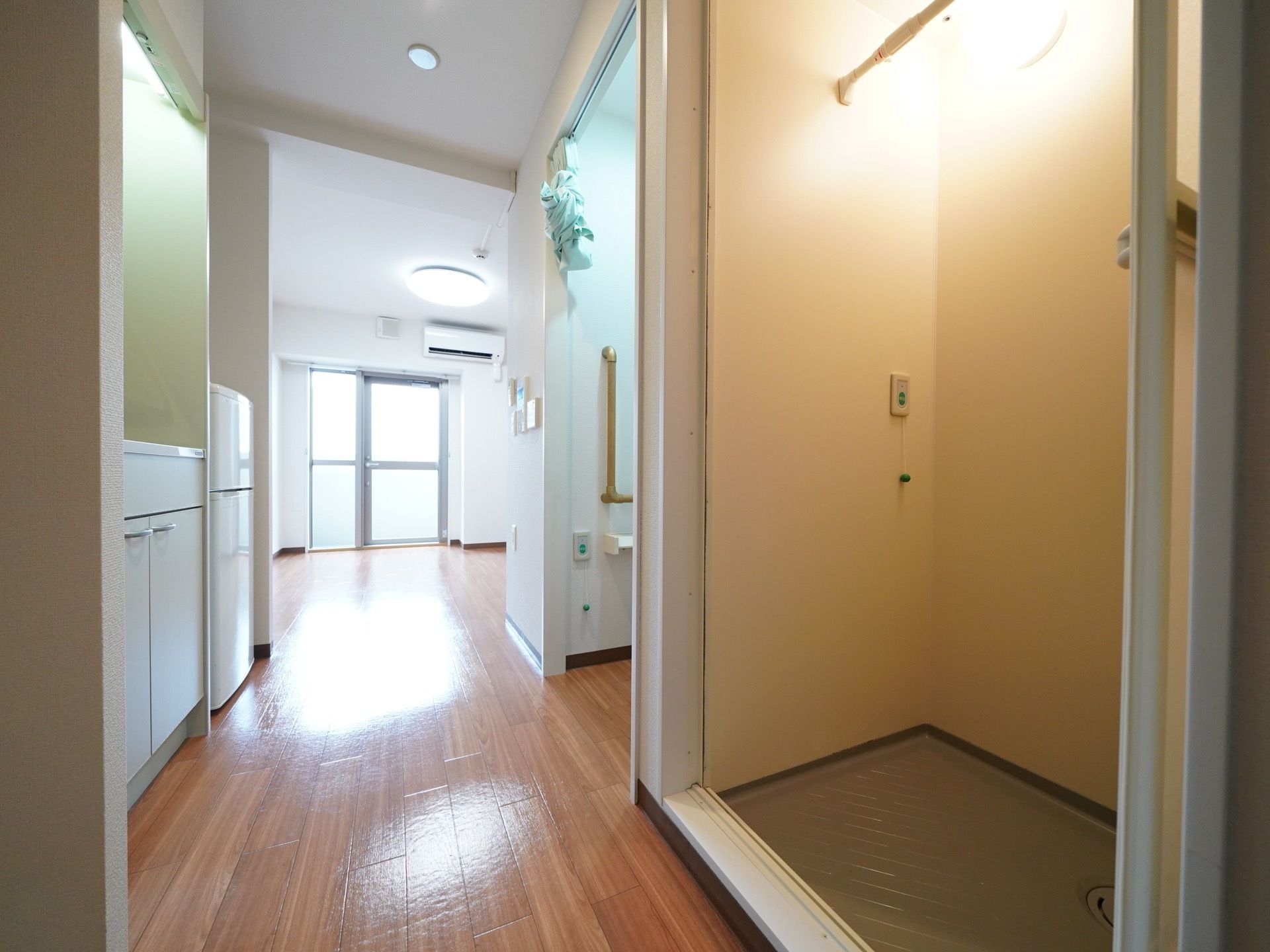 居室に設置している浴室、トイレには呼び出しボタンが設置されている。体調の変化などがあった際は、専属のスタッフが対応してくれる。