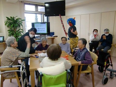 活気ある共有スペース
